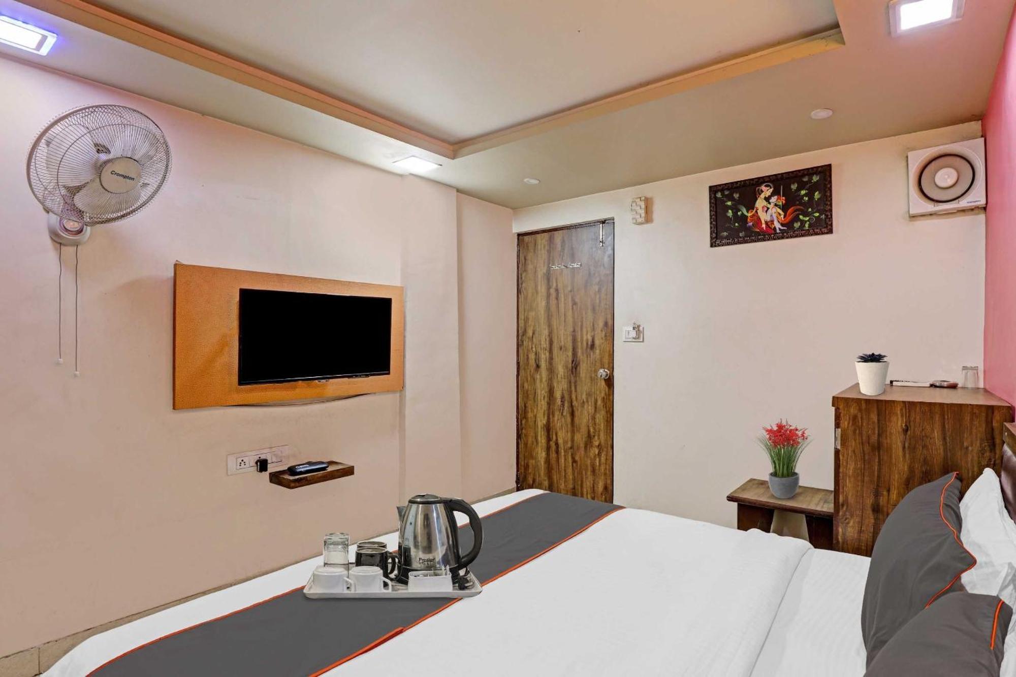 Hotel O Royal アーメダバード エクステリア 写真
