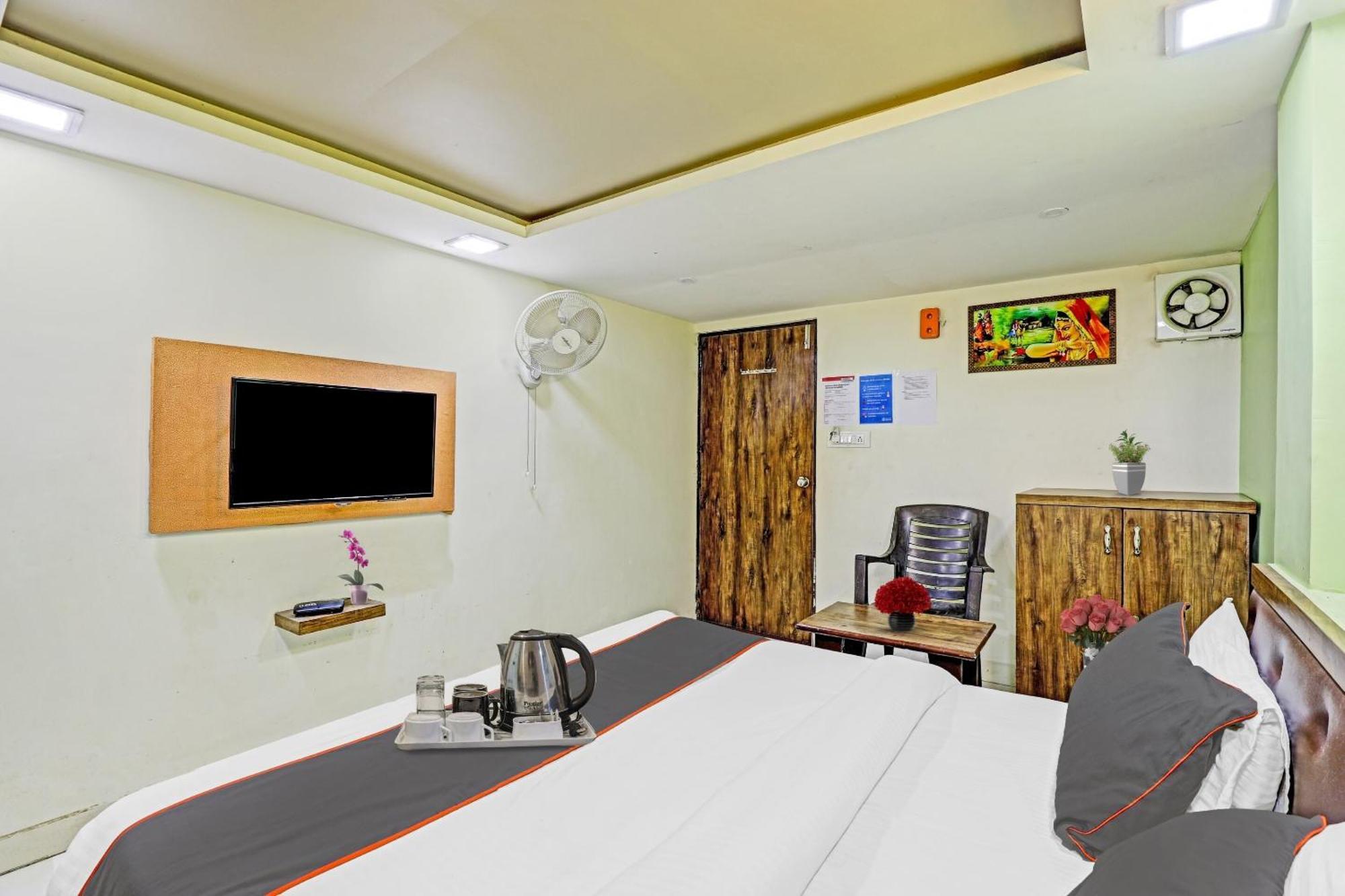 Hotel O Royal アーメダバード エクステリア 写真